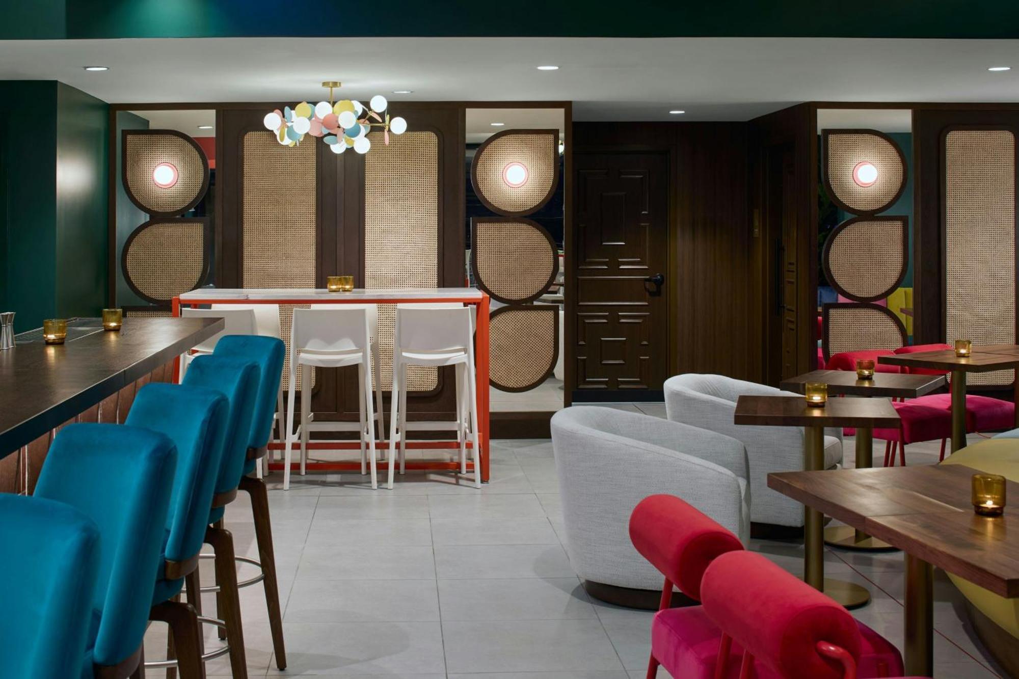 Celare, Midtown, A Tribute Portfolio Hotel Cincinnati